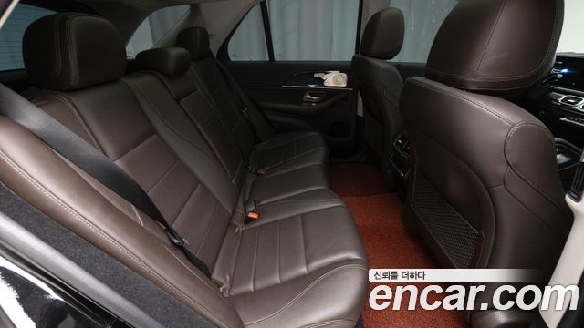 Mercedes-Benz GLE-Class (W167) GLE300d 4MATIC 2022 — фото 10