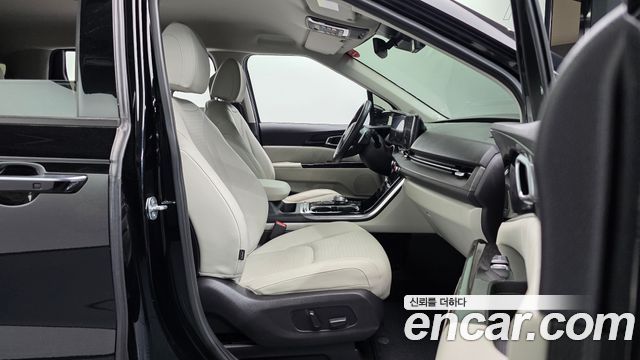 Kia Carnival (IV) Gasoline 7-Seater Signature 2023 — фото 11