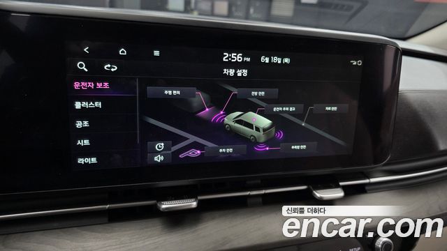 Kia Carnival (IV) Gasoline 7-Seater Signature 2023 — фото 16