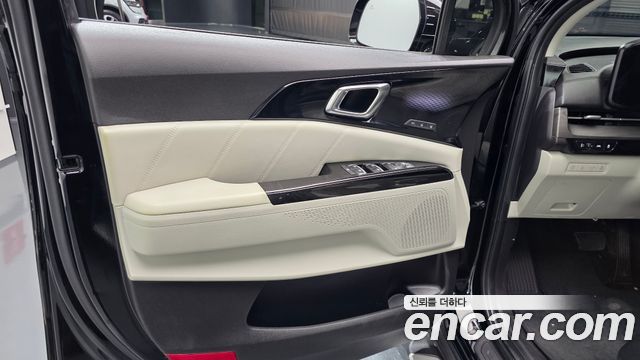 Kia Carnival (IV) Gasoline 7-Seater Signature 2023 — фото 25