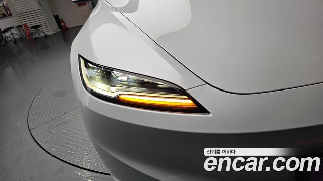 Tesla Model 3 RWD 2024 — фото 22