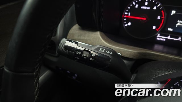 Kia Sorento (IV) Diesel 2.2 2WD Prestige 2023 — фото 28