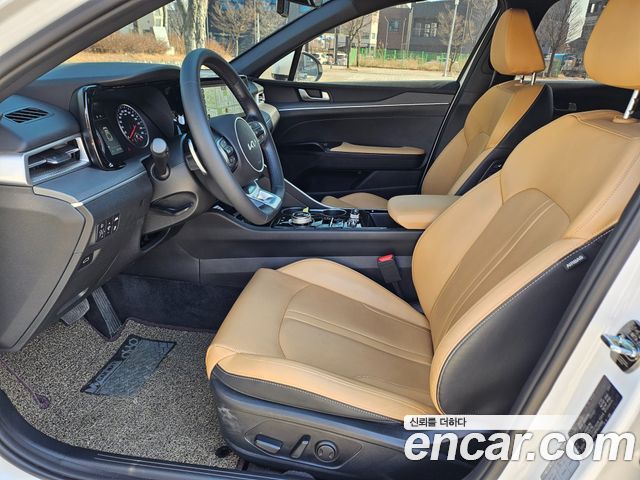 Kia K5 (III) 1.6 Turbo Prestige 2023 — фото 15