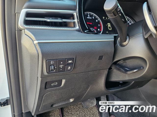 Kia K5 (III) 1.6 Turbo Prestige 2023 — фото 16
