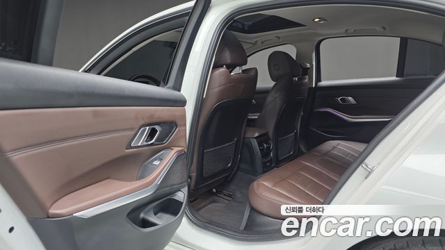 BMW 3 Series (G20) 320d Luxury 2022 — фото 15