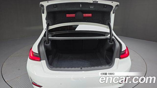 BMW 3 Series (G20) 320d Luxury 2022 — фото 18
