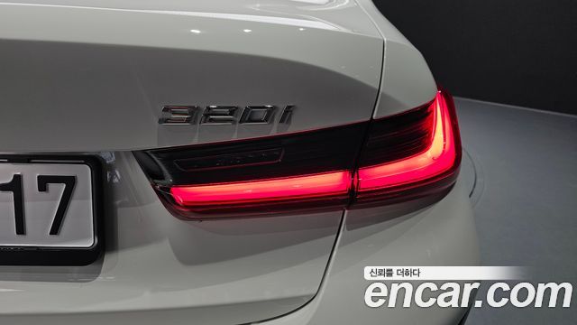 BMW 3 Series (G20) 320i M Sport 2025 — фото 23