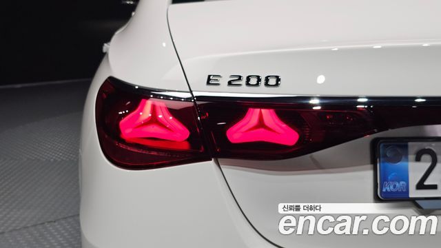 Mercedes-Benz E-Class (W214) E200 Avantgarde 2025 — фото 29
