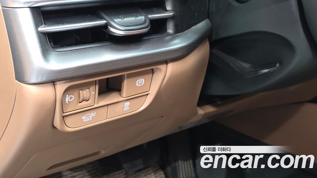 Hyundai Grandeur (GN7) 3.5 LPG 2WD Premium 2023 — фото 19