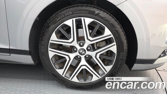 Hyundai Grandeur (GN7) 3.5 LPG 2WD Premium 2023 — фото 21