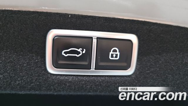 Hyundai Grandeur (GN7) 3.5 LPG 2WD Premium 2023 — фото 30