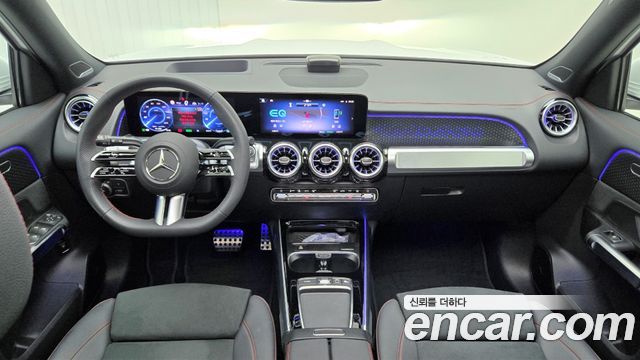Mercedes-Benz EQB (X243) EQB300 4MATIC AMG Line 2026 — фото 7