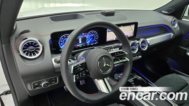 Mercedes-Benz EQB (X243) EQB300 4MATIC AMG Line 2026 — фото 17