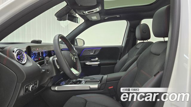 Mercedes-Benz EQB (X243) EQB300 4MATIC AMG Line 2026 — фото 18