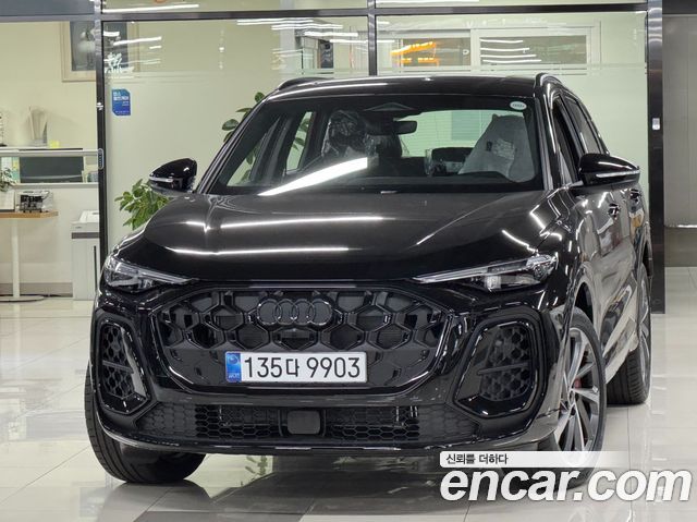 Audi Q5 (80A) 40 TDI Quattro S Line Black Edition
