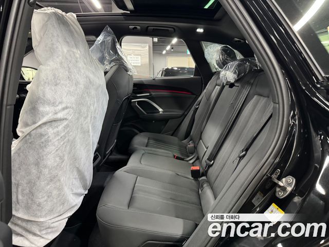 Audi Q5 (80A) 40 TDI Quattro S Line Black Edition 2025 — фото 5