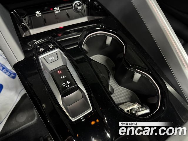 Audi Q5 (80A) 40 TDI Quattro S Line Black Edition 2025 — фото 16