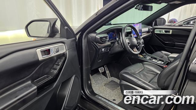 Ford Explorer (VI) 3.0 Platinum 4WD 2021 — фото 10