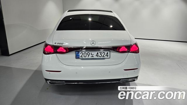 Mercedes-Benz E-Class (W214) E200 Avantgarde 2025 — фото 7