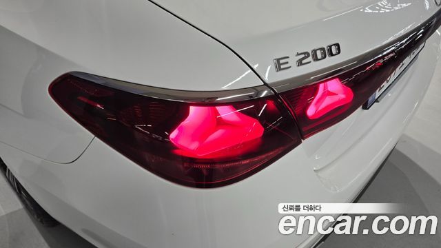 Mercedes-Benz E-Class (W214) E200 Avantgarde 2025 — фото 17