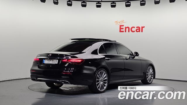 Mercedes-Benz E-Class (W213) E350 4MATIC AMG Line 2022 — фото 2