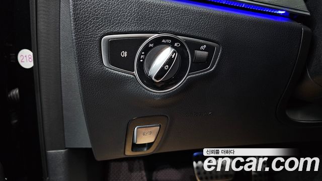 Mercedes-Benz E-Class (W213) E350 4MATIC AMG Line 2022 — фото 24