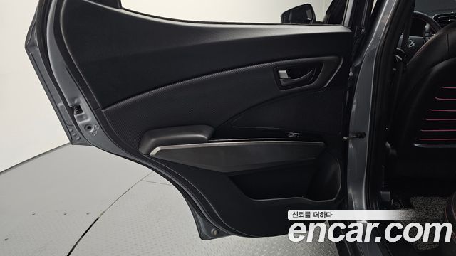 KG Mobility (SsangYong) Very New Tivoli Gasoline 1.5 4WD Limitied Edition 2021 — фото 25
