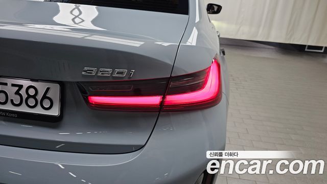 BMW 3 Series (G20) 320i M Sport 2025 — фото 29