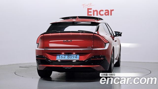 Kia EV6 Long Range Earth 2023 — фото 4
