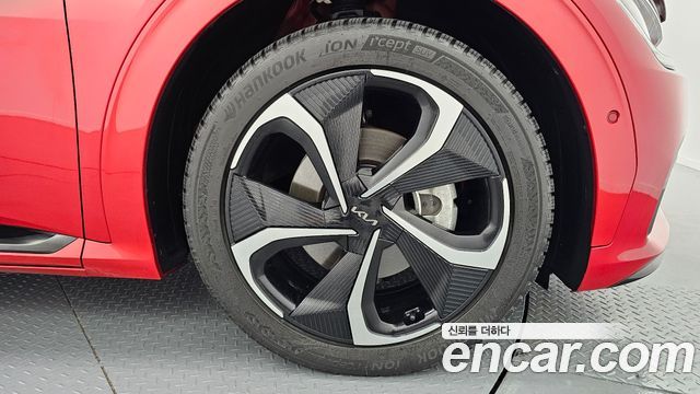 Kia EV6 Long Range Earth 2023 — фото 5