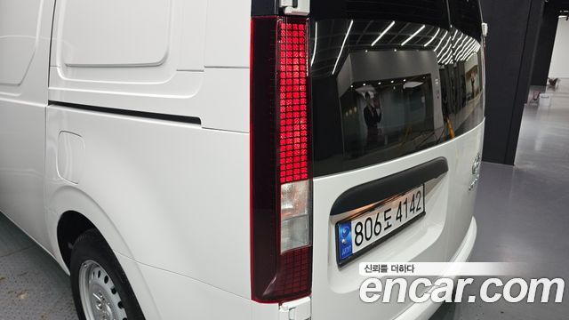 Hyundai Staria Cargo 3-Seater Smart 2023 — фото 23