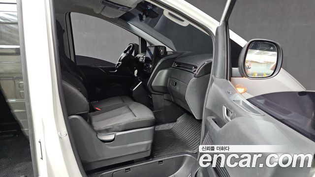 Hyundai Staria Cargo 3-Seater Smart 2023 — фото 26