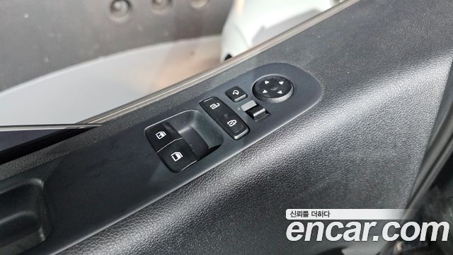 Hyundai Staria Cargo 3-Seater Smart 2023 — фото 29