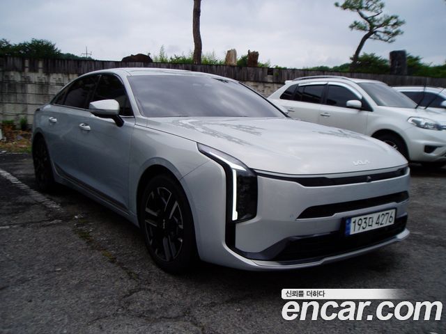 Kia K8 2.5 Gasoline 2WD Noblesse 2025 — фото 3
