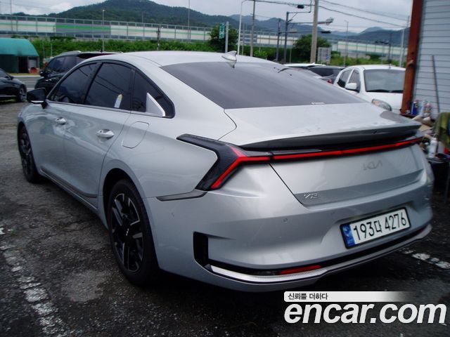 Kia K8 2.5 Gasoline 2WD Noblesse 2025 — фото 6