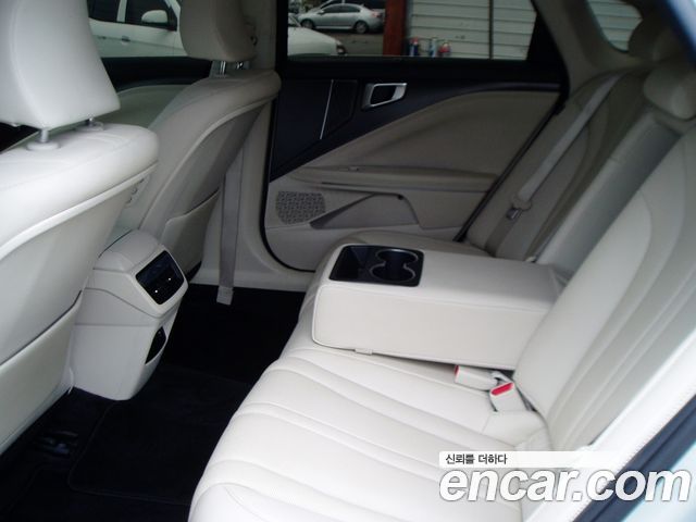 Kia K8 2.5 Gasoline 2WD Noblesse 2025 — фото 7