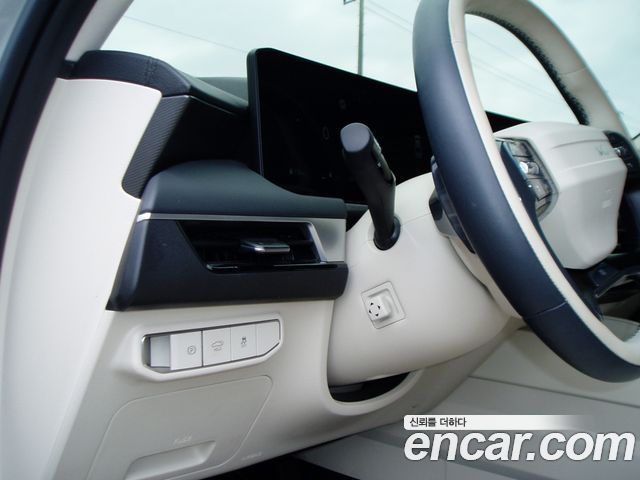 Kia K8 2.5 Gasoline 2WD Noblesse 2025 — фото 16
