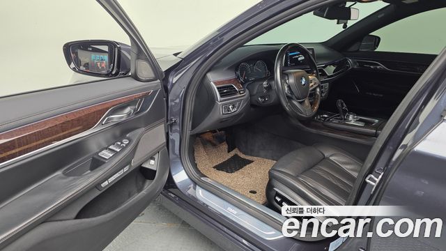 BMW 7 Series (G11) 730Ld xDrive 2016 — фото 10