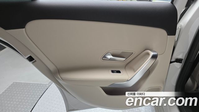 Mercedes-Benz A-Class (W177) A220 Sedan 2024 — фото 25