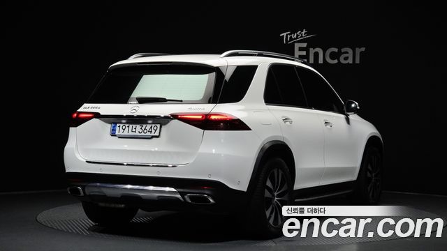 Mercedes-Benz GLE-Class (W167) GLE300d 4MATIC 2024 — фото 2