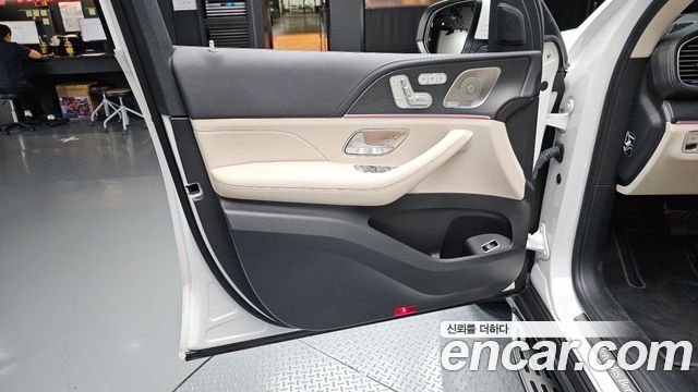 Mercedes-Benz GLE-Class (W167) GLE300d 4MATIC 2024 — фото 24