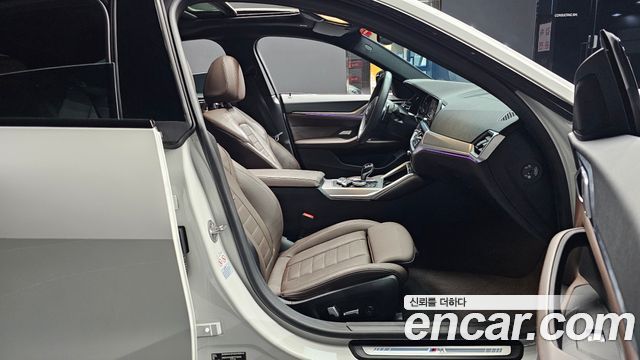 BMW 4 Series (G22) 420i M Sports GranCoupe 2023 — фото 11