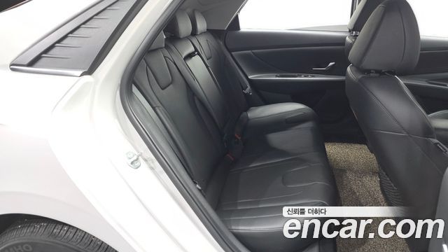 Hyundai Avante (CN7) 1.6 Inspiration 2023 — фото 11