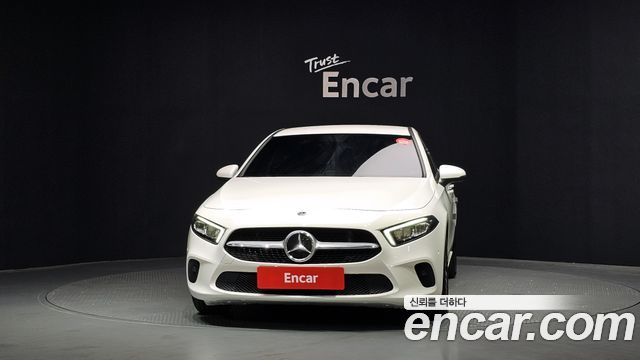 Mercedes-Benz A-Class (W177) A220 Hatchback 2021 — фото 3