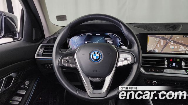 BMW 3 Series (G20) 320e Luxury 2022 — фото 13