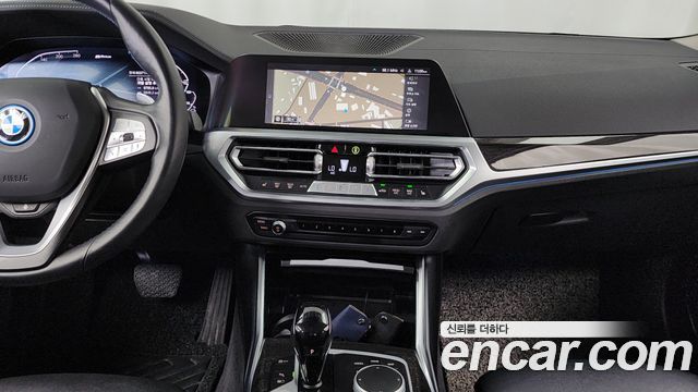 BMW 3 Series (G20) 320e Luxury 2022 — фото 14