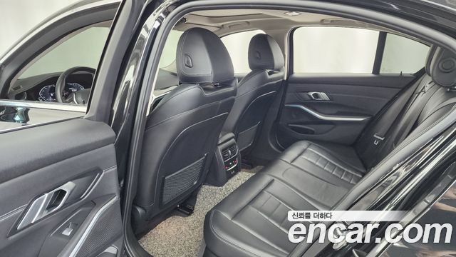 BMW 3 Series (G20) 320e Luxury 2022 — фото 26