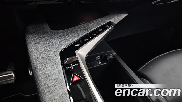 Peugeot 3008 (III) 1.2 Hybrid GT 2025 — фото 36