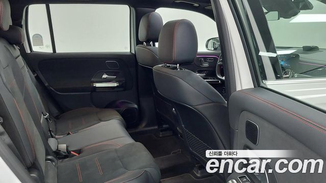 Mercedes-Benz EQB (X243) EQB300 4MATIC AMG Line 2026 — фото 10
