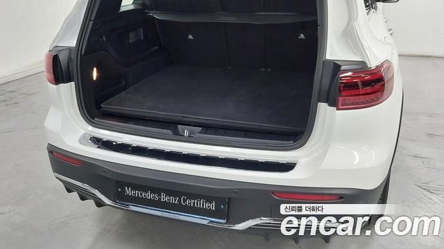 Mercedes-Benz EQB (X243) EQB300 4MATIC AMG Line 2026 — фото 15